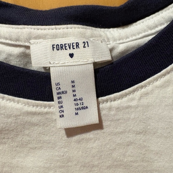 Forever 21 crop tshirt avacado & toast logo size M - Picture 3 of 9